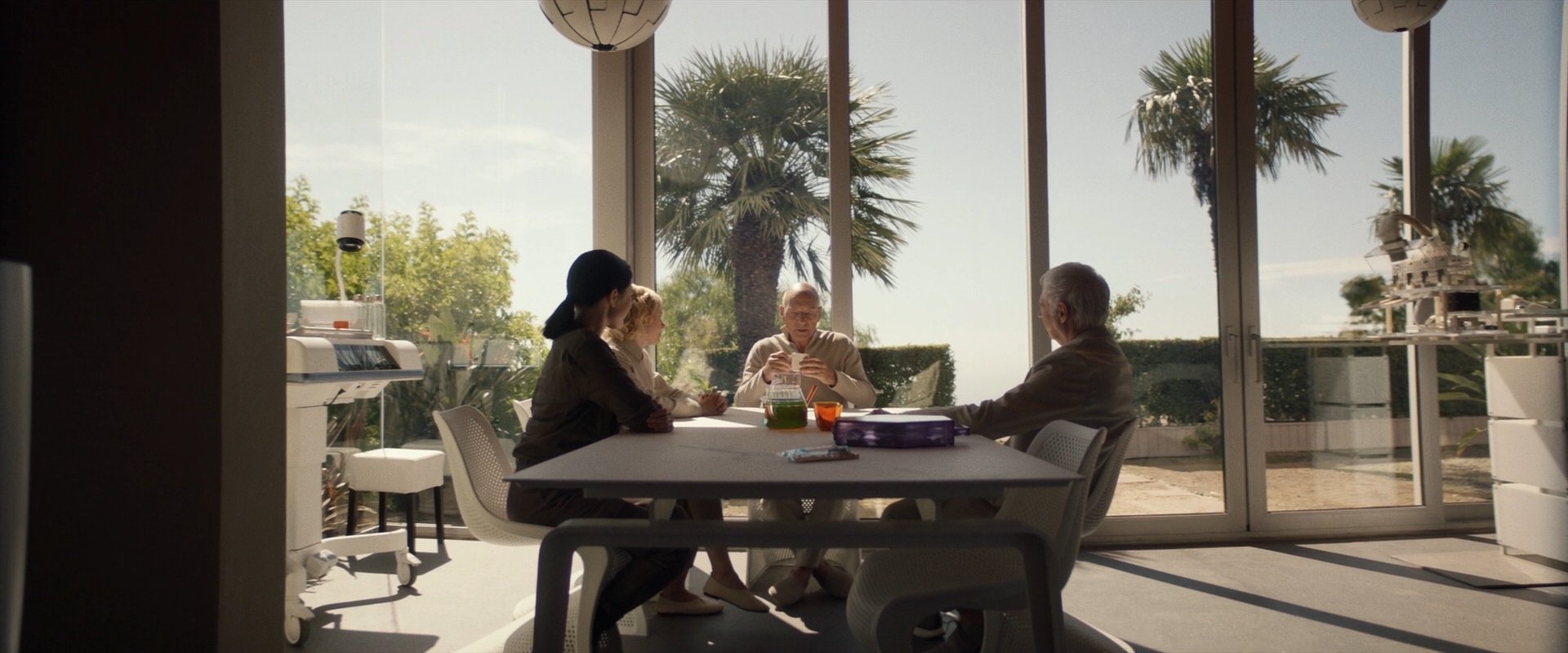 extant_StarTrek_PIC_1x10-EtInArcadiaEgoPart2_5072.jpg