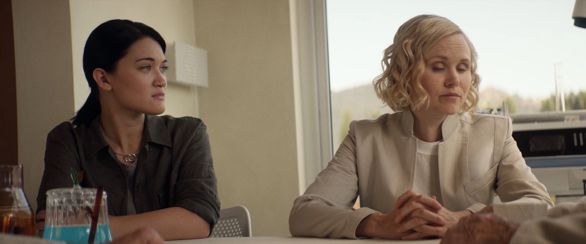 extant_StarTrek_PIC_1x10-EtInArcadiaEgoPart2_5174.jpg