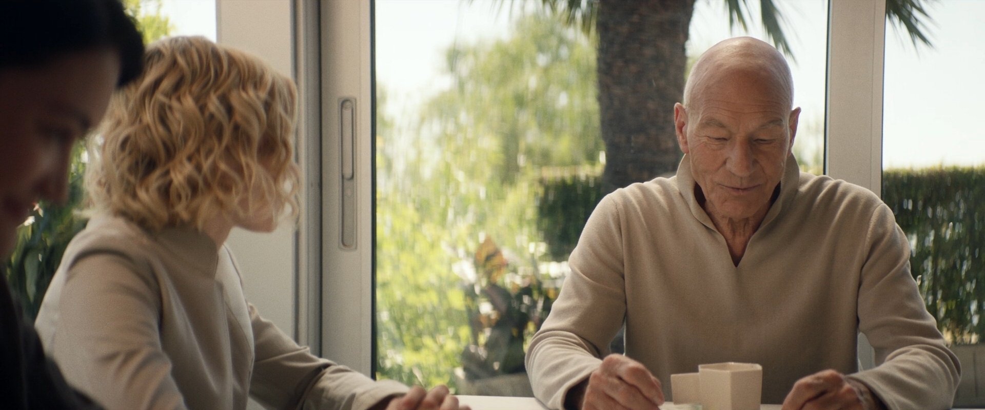 extant_StarTrek_PIC_1x10-EtInArcadiaEgoPart2_5200.jpg