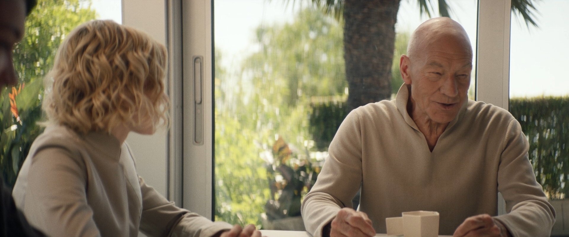 extant_StarTrek_PIC_1x10-EtInArcadiaEgoPart2_5201.jpg