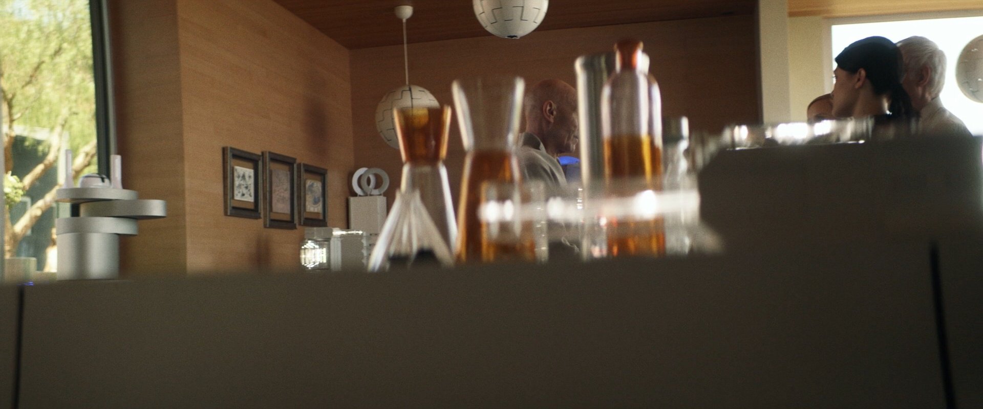 extant_StarTrek_PIC_1x10-EtInArcadiaEgoPart2_5264.jpg