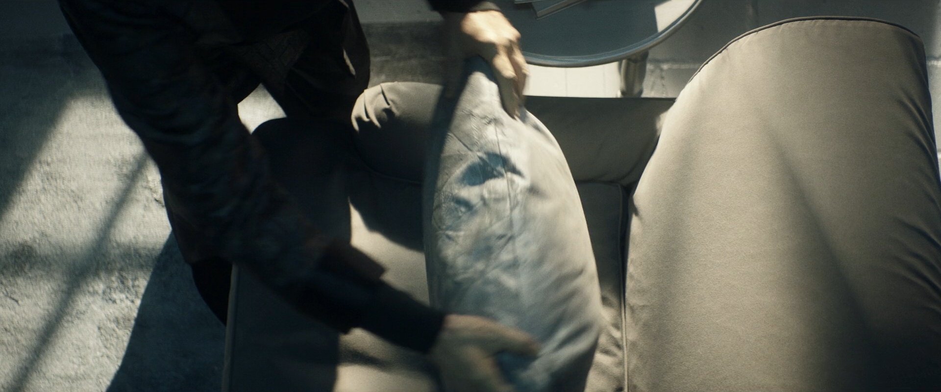 extant_StarTrek_PIC_1x10-EtInArcadiaEgoPart2_5287.jpg