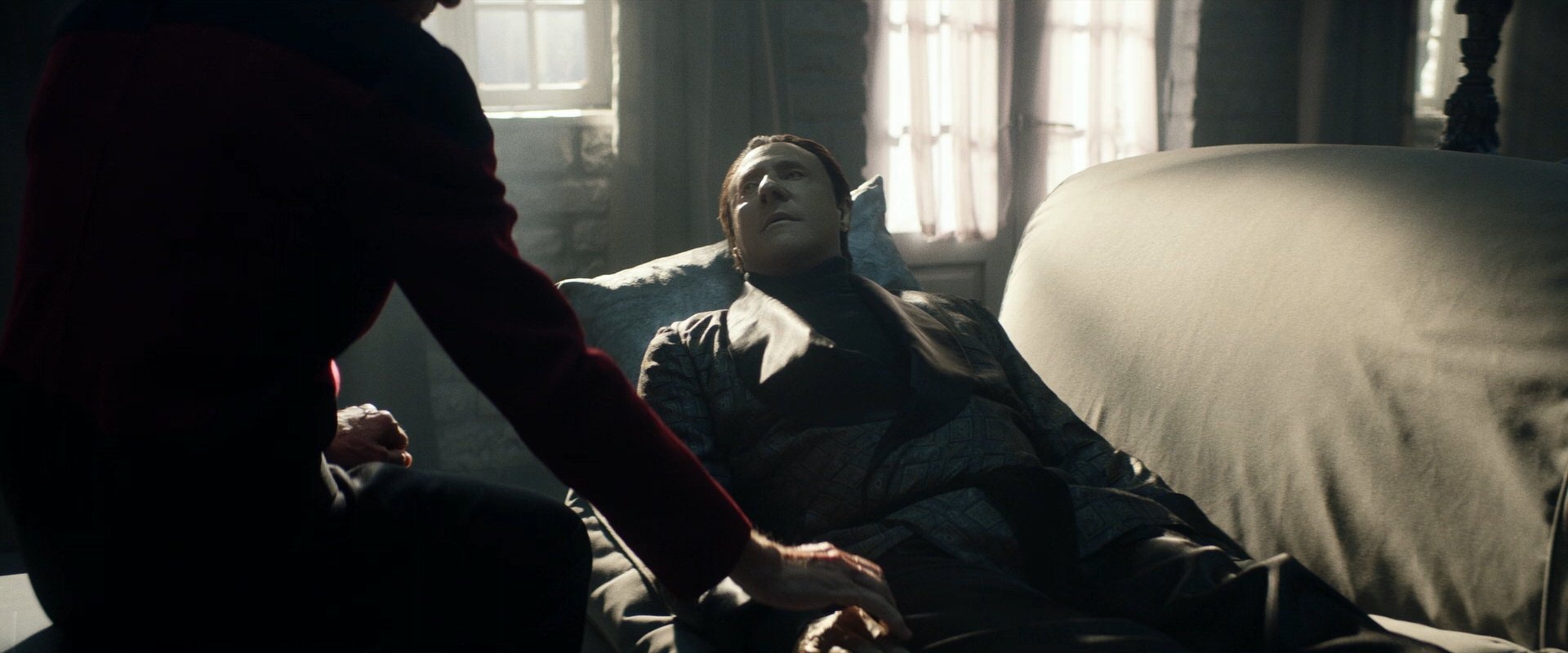 extant_StarTrek_PIC_1x10-EtInArcadiaEgoPart2_5338.jpg