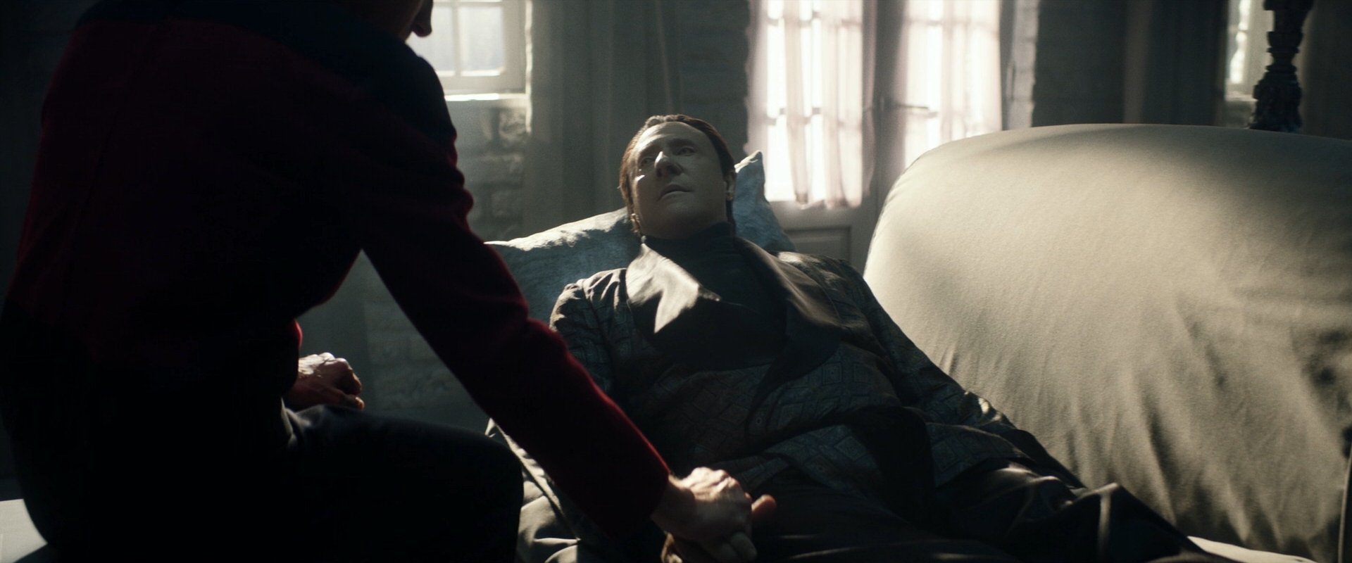 extant_StarTrek_PIC_1x10-EtInArcadiaEgoPart2_5340.jpg
