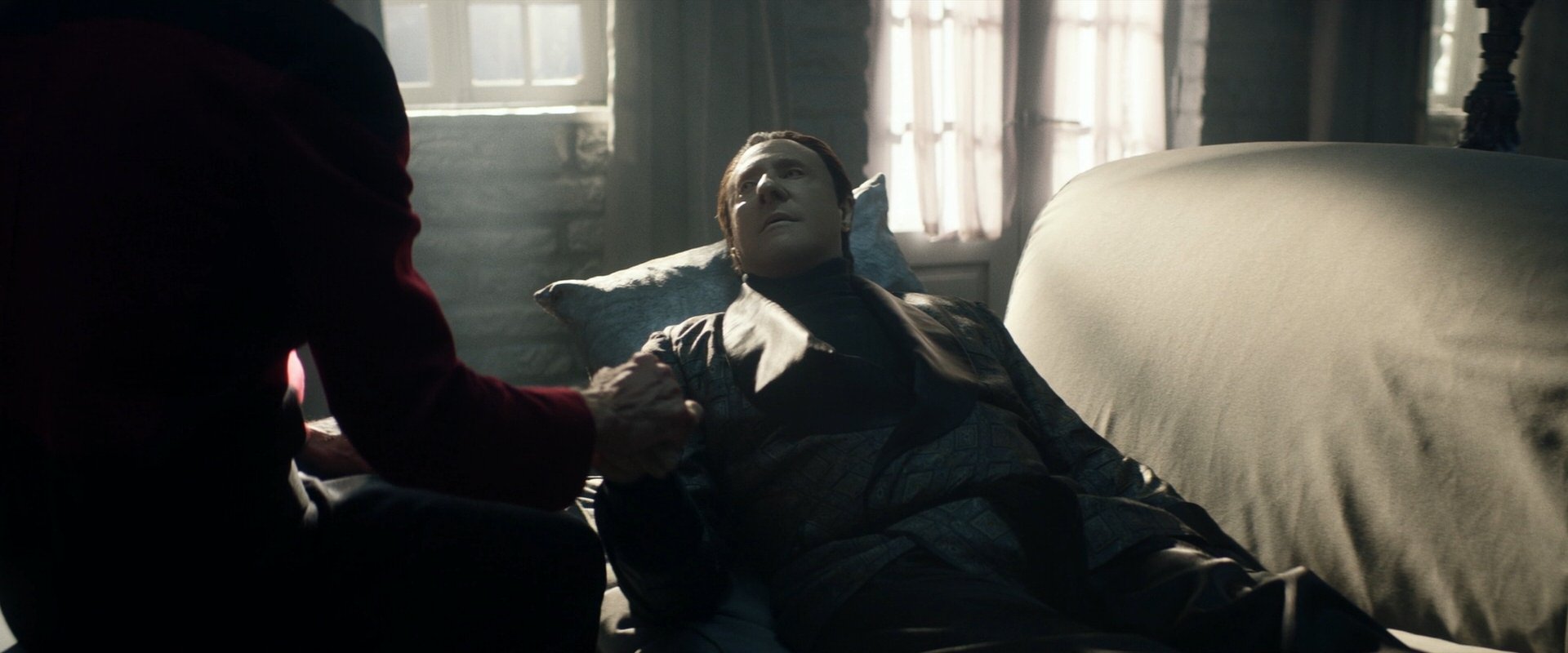 extant_StarTrek_PIC_1x10-EtInArcadiaEgoPart2_5342.jpg