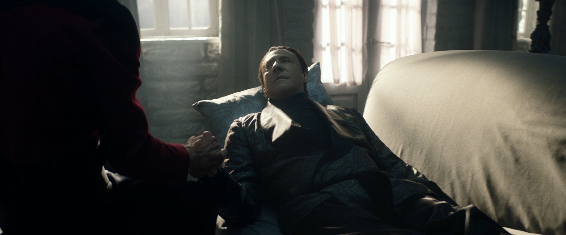 extant_StarTrek_PIC_1x10-EtInArcadiaEgoPart2_5343.jpg