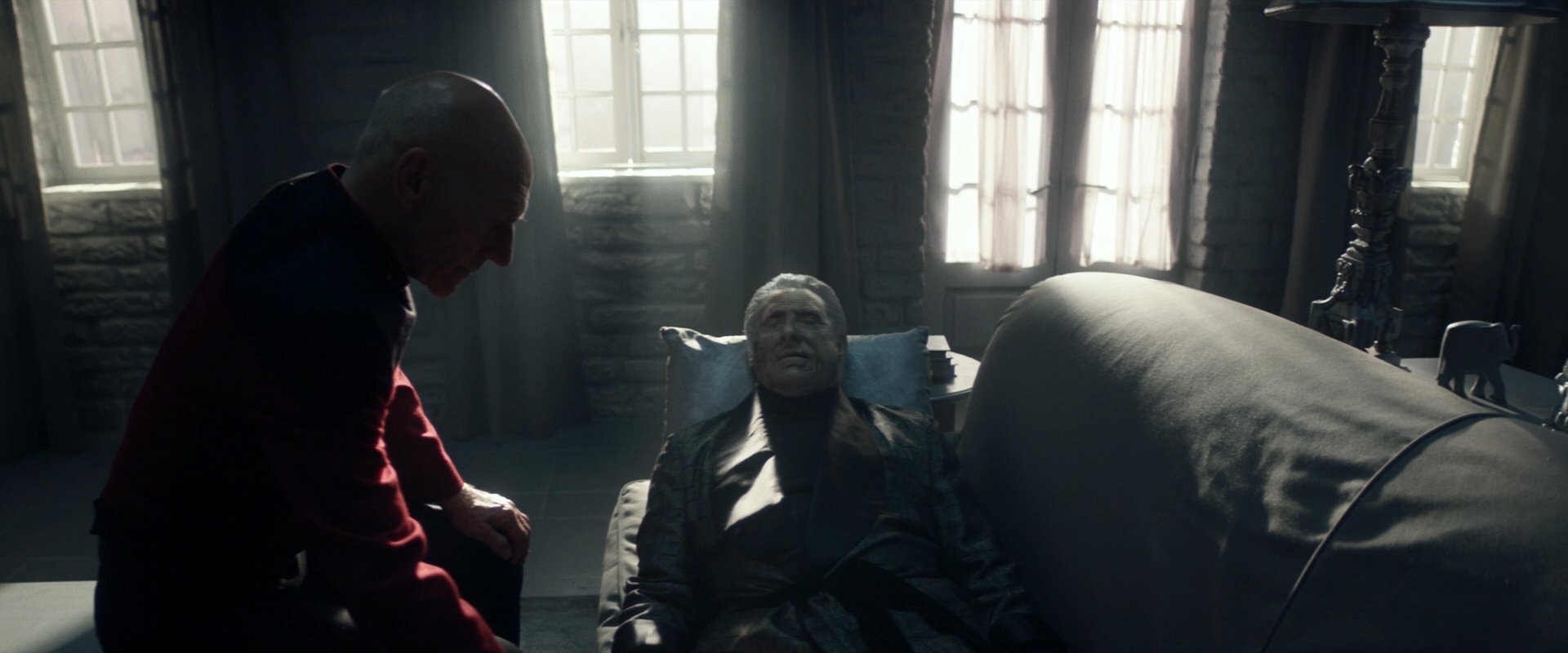 extant_StarTrek_PIC_1x10-EtInArcadiaEgoPart2_5407.jpg