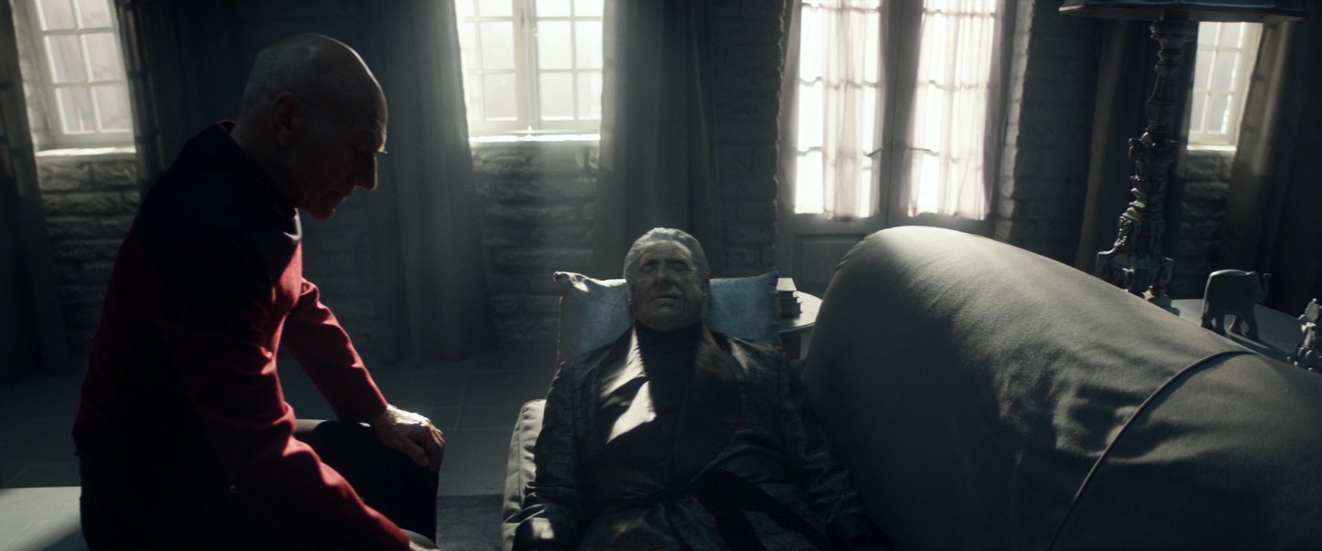 extant_StarTrek_PIC_1x10-EtInArcadiaEgoPart2_5408.jpg