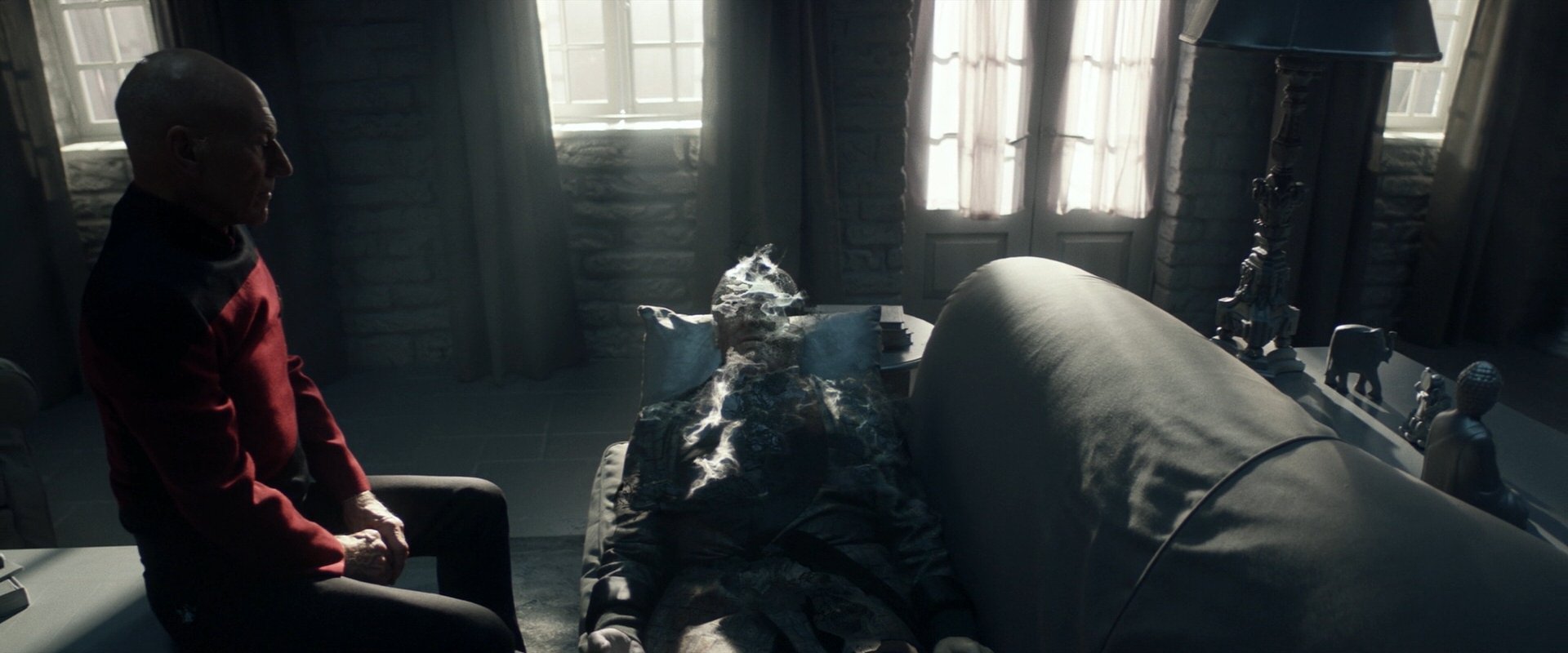 extant_StarTrek_PIC_1x10-EtInArcadiaEgoPart2_5415.jpg